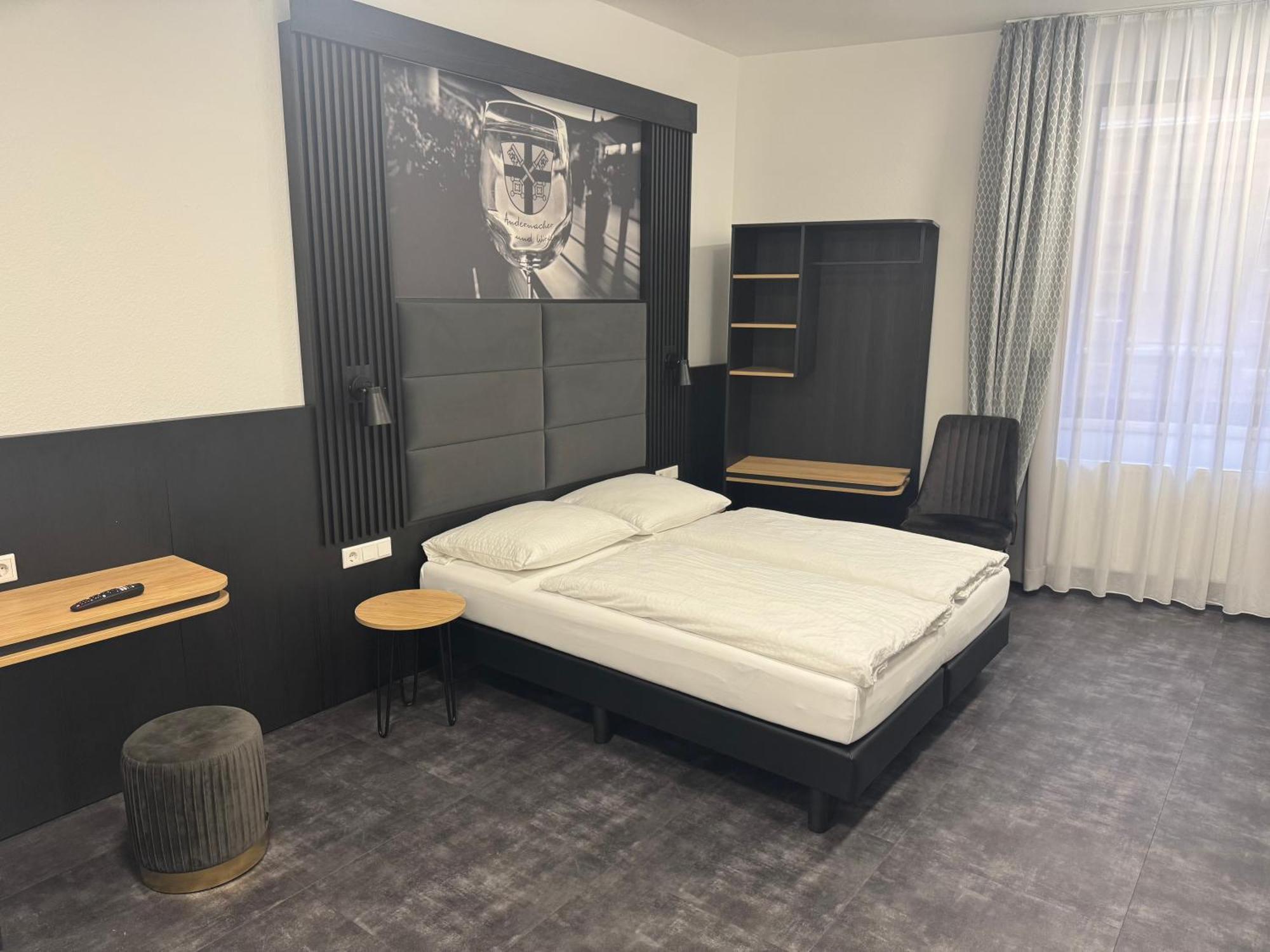 Hotel Panorama Rheinkrone 3*